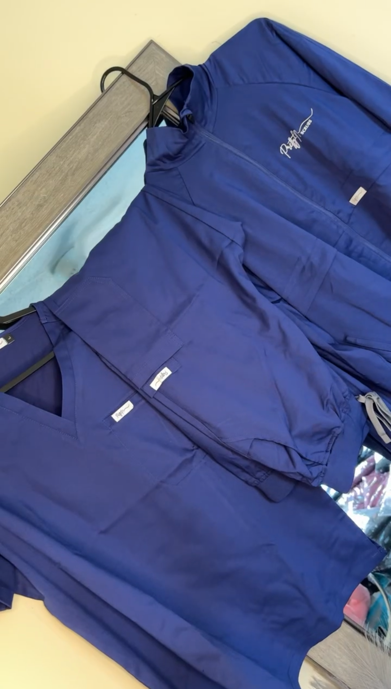 PRETTYN SIGNATURE 3PC SET