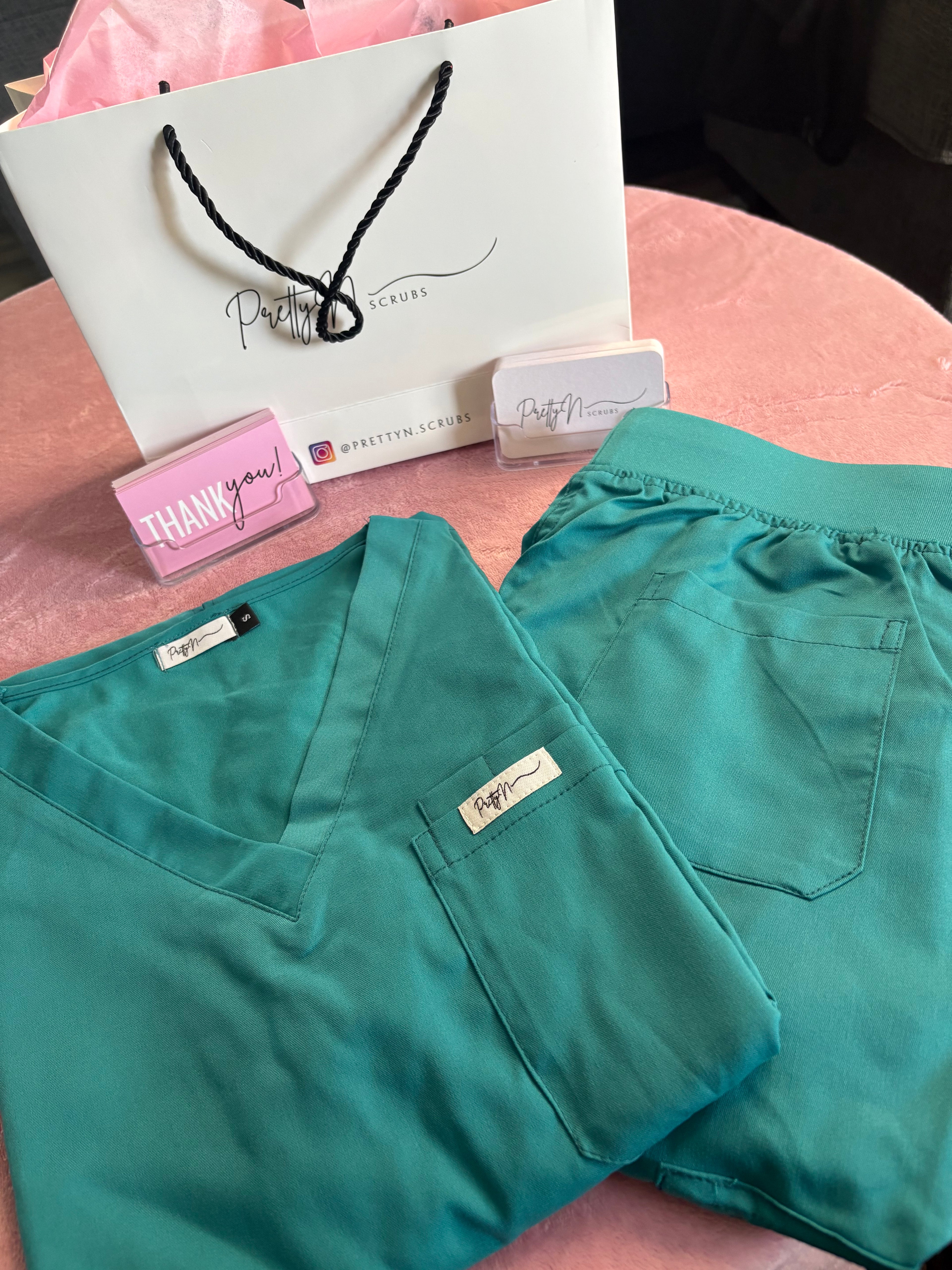 PRETTYN BASIC 2PC SET